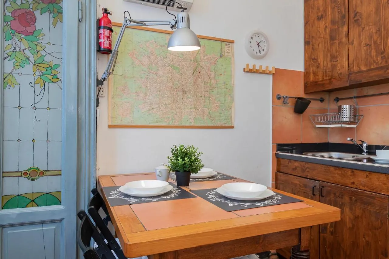 I Host Apartment - Monza 20 Milão