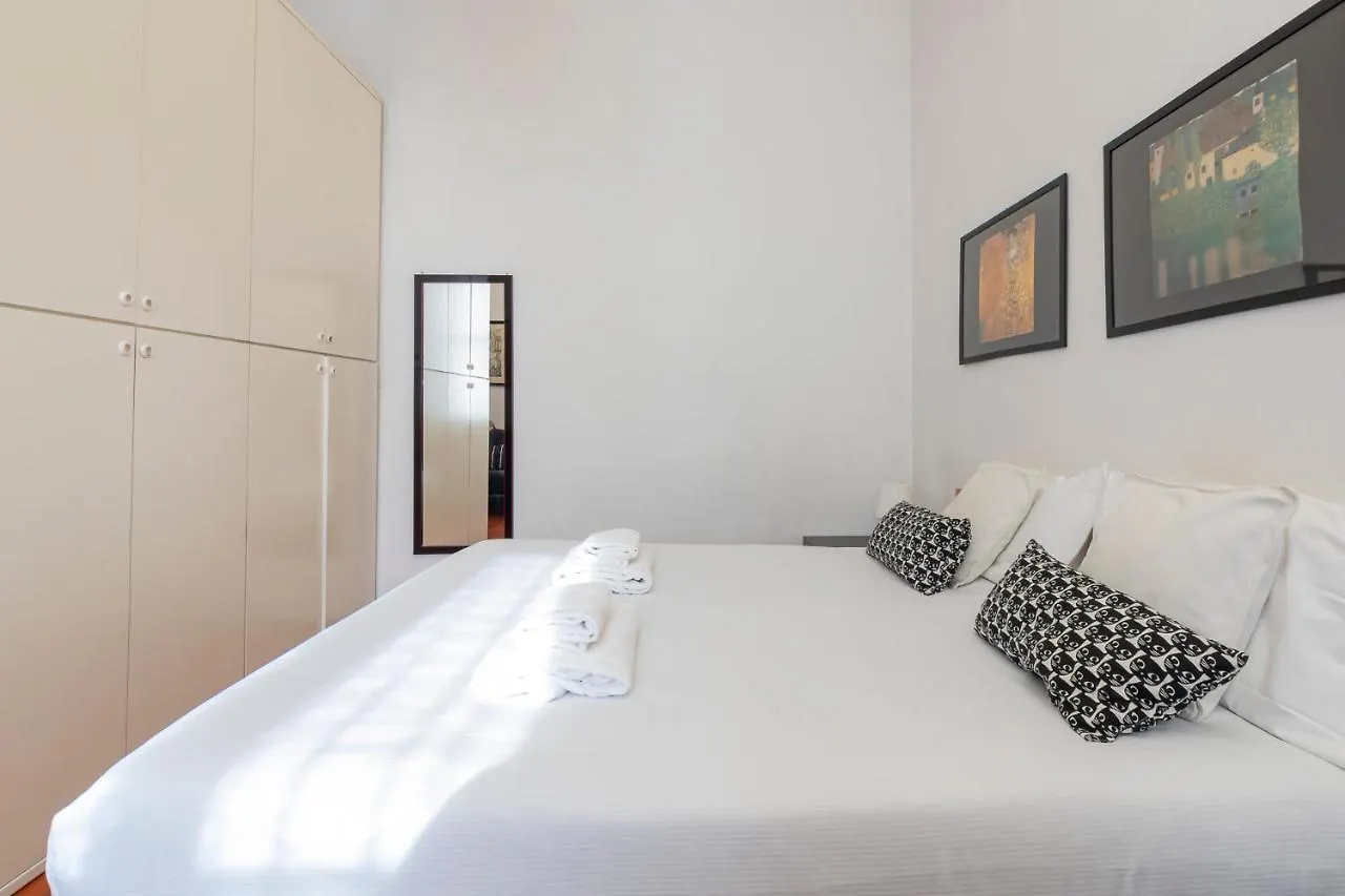 I Host Apartment - Monza 20 Milan