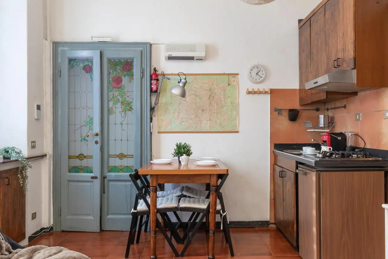 I Host Apartment - Monza 20 Milan 0*,
